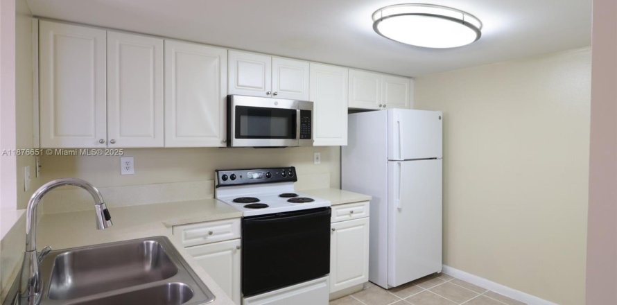 Appartement à Fort Lauderdale, Floride 2 chambres, 107.12 m2 № 1923601