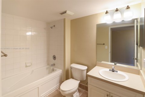 Appartement à louer à Fort Lauderdale, Floride: 2 chambres, 107.12 m2 № 1923601 - photo 20