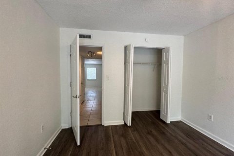 Condominio en alquiler en Orlando, Florida, 2 dormitorios, 86.4 m2 № 1881445 - foto 22