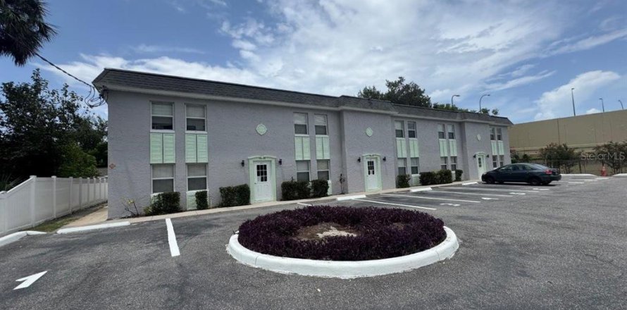 Condominio en Orlando, Florida, 2 dormitorios  № 1881445