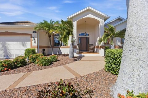Villa ou maison à vendre à Rotonda, Floride: 3 chambres, 206.89 m2 № 2416896 - photo 6