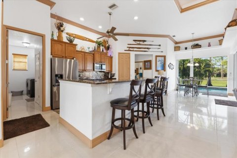 Villa ou maison à vendre à Rotonda, Floride: 3 chambres, 206.89 m2 № 2416896 - photo 25