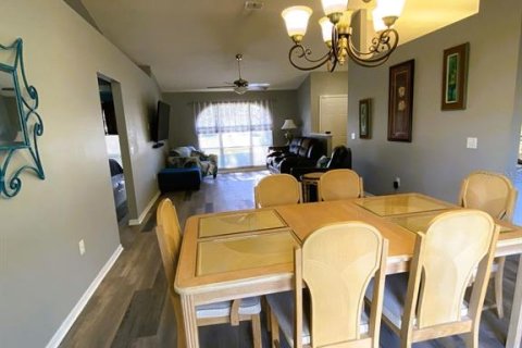 House in Lakeland, Florida 3 bedrooms, 130.06 sq.m. № 2122203 - photo 6