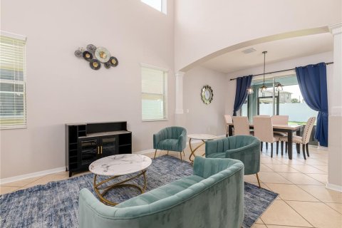 House in Riverview, Florida 4 bedrooms, 211.45 sq.m. № 2151913 - photo 7