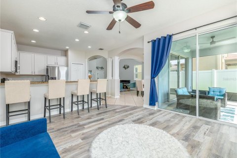 House in Riverview, Florida 4 bedrooms, 211.45 sq.m. № 2151913 - photo 18