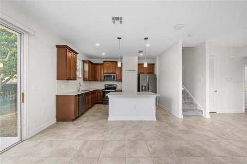 Touwnhouse à vendre à Kissimmee, Floride: 3 chambres, 171.68 m2 № 2107249 - photo 7