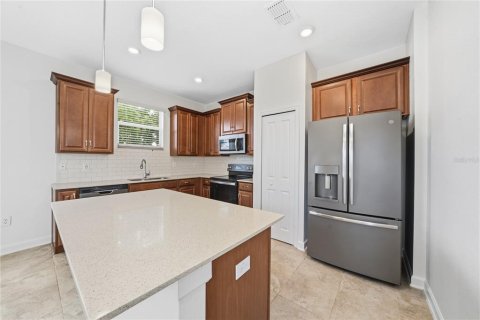 Touwnhouse à vendre à Kissimmee, Floride: 3 chambres, 171.68 m2 № 2107249 - photo 8