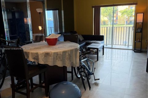 Condominio en venta en Miami, Florida, 2 dormitorios № 1952983 - foto 12
