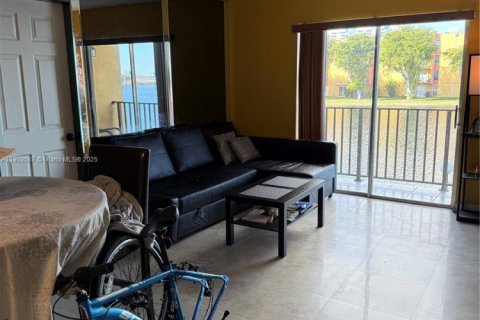 Condominio en venta en Miami, Florida, 2 dormitorios № 1952983 - foto 8