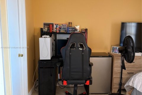 Condominio en venta en Miami, Florida, 2 dormitorios № 1952983 - foto 19