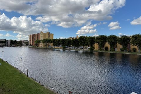 Condominio en venta en Miami, Florida, 2 dormitorios № 1952983 - foto 3