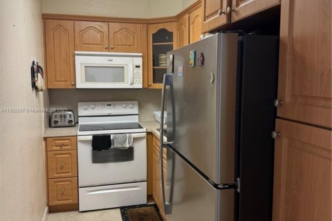 Condominio en venta en Miami, Florida, 2 dormitorios № 1952983 - foto 17