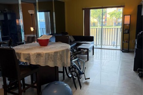 Condominio en venta en Miami, Florida, 2 dormitorios № 1952983 - foto 13