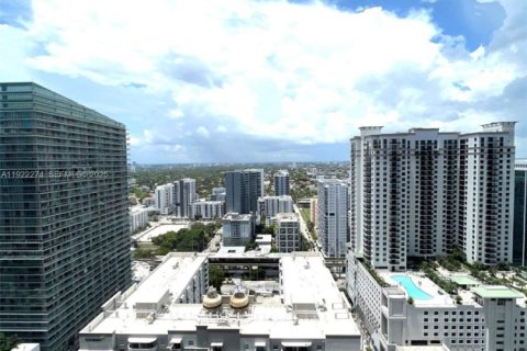 Copropriété à louer à Miami, Floride: 1 chambre, 76.74 m2 № 1982263 - photo 7