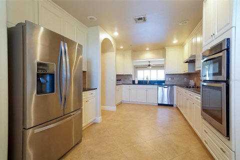Condominio en alquiler en Orlando, Florida, 2 dormitorios, 169.45 m2 № 1911029 - foto 2