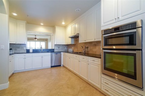 Condominio en alquiler en Orlando, Florida, 2 dormitorios, 169.45 m2 № 1911029 - foto 3