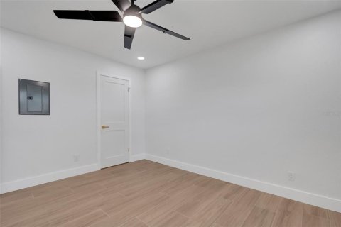 Appartement à louer à Belleair Bluffs, Floride: 1 chambre, 68.28 m2 № 2411710 - photo 25