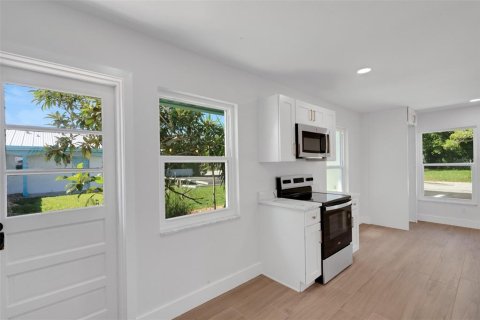 Appartement à louer à Belleair Bluffs, Floride: 1 chambre, 68.28 m2 № 2411710 - photo 19