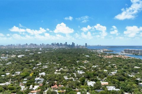 Condo in Miami, Florida, 3 bedrooms № 1965211 - photo 21