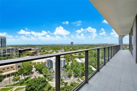 Condo in Miami, Florida, 3 bedrooms № 1965211 - photo 16