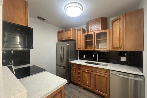 Villa ou maison à vendre à Fort Lauderdale, Floride: 3 chambres, 85.93 m2 № 1984734 - photo 3