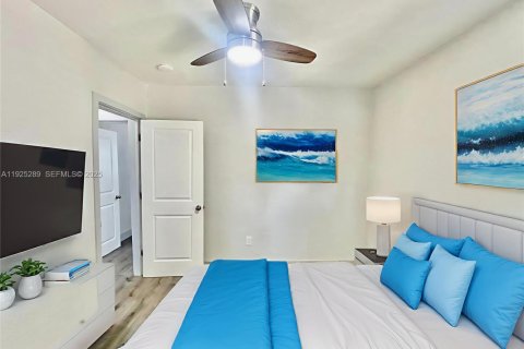 Villa ou maison à vendre à Fort Lauderdale, Floride: 3 chambres, 85.93 m2 № 1984734 - photo 11