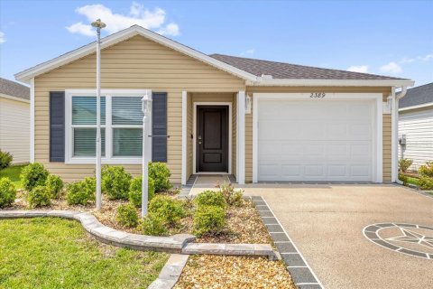 House in The Villages, Florida 2 bedrooms, 90.95 sq.m. № 1886981 - photo 1
