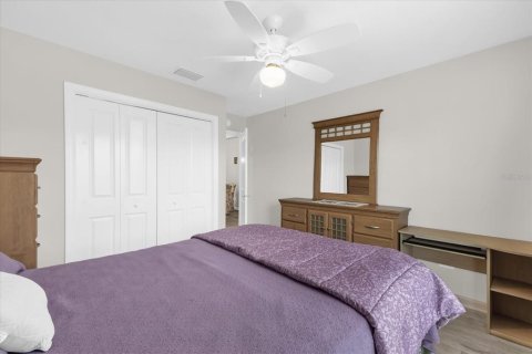 House in The Villages, Florida 2 bedrooms, 90.95 sq.m. № 1886981 - photo 15