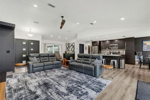 Villa ou maison à vendre à Hudson, Floride: 6 chambres, 243.4 m2 № 2149988 - photo 19
