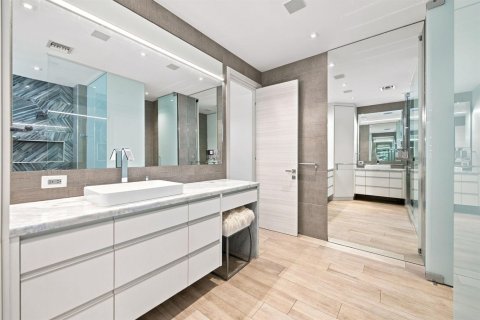 Villa ou maison à vendre à Fort Lauderdale, Floride: 3 chambres, 220.27 m2 № 2313881 - photo 18