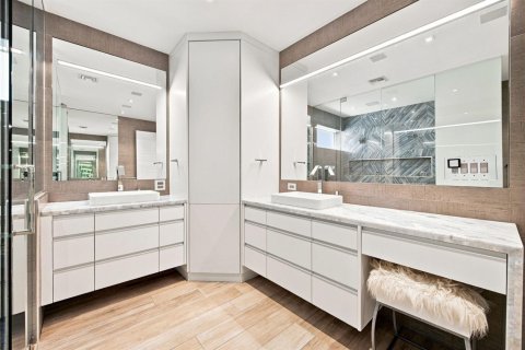 Villa ou maison à vendre à Fort Lauderdale, Floride: 3 chambres, 220.27 m2 № 2313881 - photo 20