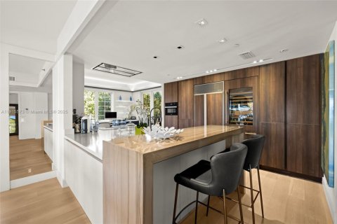 Condo in Miami Beach, Florida, 3 bedrooms  № 1971770 - photo 27