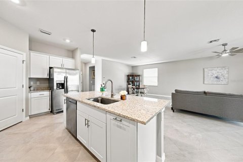 Casa en venta en Port Charlotte, Florida, 3 dormitorios, 172.61 m2 № 2341615 - foto 11