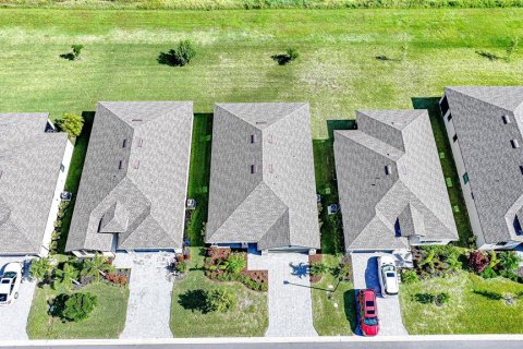 Casa en venta en Port Charlotte, Florida, 3 dormitorios, 172.61 m2 № 2341615 - foto 4