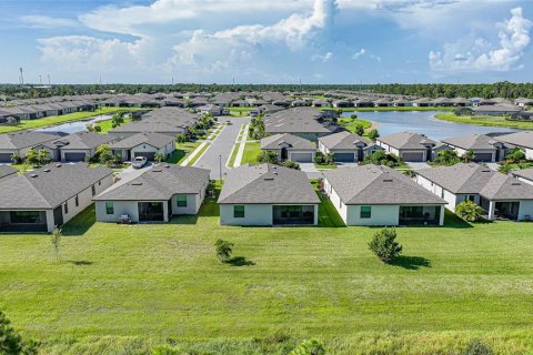 Casa en venta en Port Charlotte, Florida, 3 dormitorios, 172.61 m2 № 2341615 - foto 3