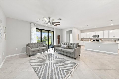 Casa en venta en Port Charlotte, Florida, 3 dormitorios, 172.61 m2 № 2341615 - foto 8