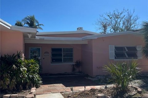 Casa en venta en Saint Pete Beach, Florida, 2 dormitorios, 174.01 m2 № 1562007 - foto 2