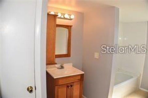 Condo in Winter Park, Florida, 1 bedroom  № 2201826 - photo 7