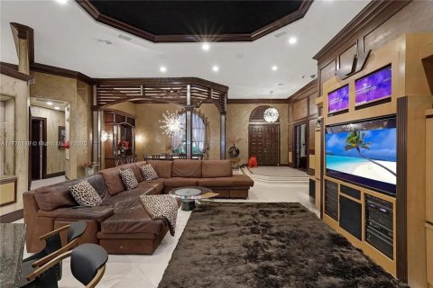 Villa ou maison à vendre à Davie, Floride: 6 chambres, 425.49 m2 № 2431274 - photo 8