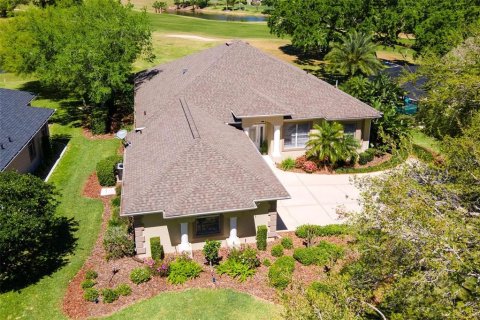 House in Lady Lake, Florida 3 bedrooms, 231.98 sq.m. № 1597976 - photo 7