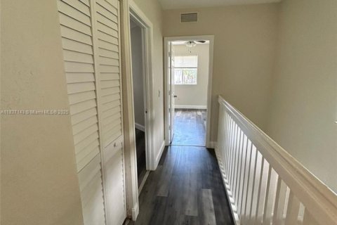 Adosado en venta en Miramar, Florida, 3 dormitorios, 132.2 m2 № 1821846 - foto 14