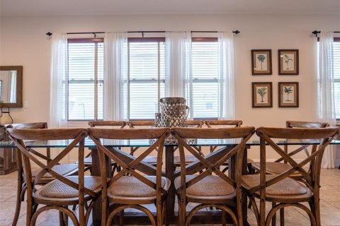 Villa ou maison à vendre à Kissimmee, Floride: 6 chambres, 910.81 m2 № 1684933 - photo 11