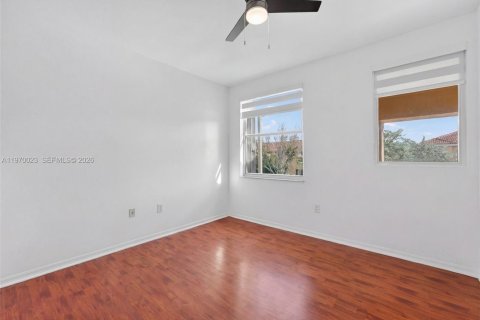 Villa ou maison à louer à Pembroke Pines, Floride: 4 chambres, 142.7 m2 № 2030818 - photo 22