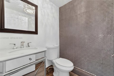 Villa ou maison à louer à Pembroke Pines, Floride: 4 chambres, 142.7 m2 № 2030818 - photo 11