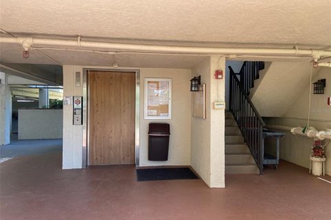 Condominio en alquiler en Port Richey, Florida, 2 dormitorios, 95.22 m2 № 1795748 - foto 7