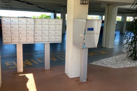 Condominio en alquiler en Port Richey, Florida, 2 dormitorios, 95.22 m2 № 1795748 - foto 8