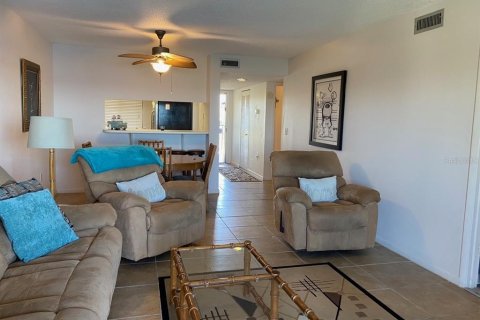 Condominio en alquiler en Port Richey, Florida, 2 dormitorios, 95.22 m2 № 1795748 - foto 23