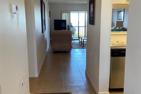 Condominio en alquiler en Port Richey, Florida, 2 dormitorios, 95.22 m2 № 1795748 - foto 12