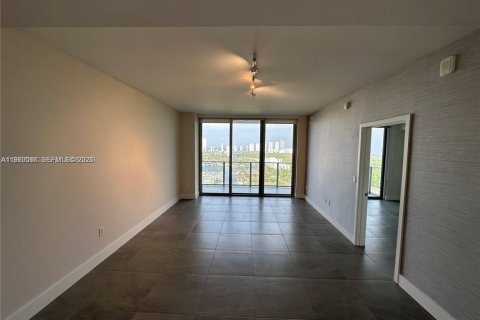 Condominio en alquiler en North Miami Beach, Florida, 2 dormitorios, 102.84 m2 № 2079301 - foto 4