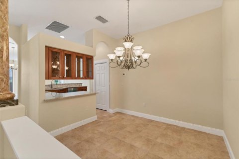 Villa ou maison à vendre à Sarasota, Floride: 4 chambres, 228.45 m2 № 1579143 - photo 12